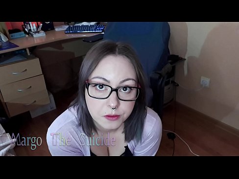 ❤️ Sexy Girl mit Brille saugt Dildo tief vor der Kamera ❤ Hard porn bei de.tengkuangzhong.top ❌❤