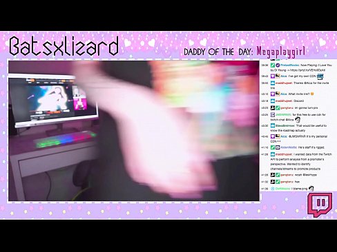 ❤️ GAMER VERGISST, DEN STREAM ABZUSCHALTEN UND SPRITZT LIVE AUF SENDUNG ❤ Hard porn bei de.tengkuangzhong.top ❌❤